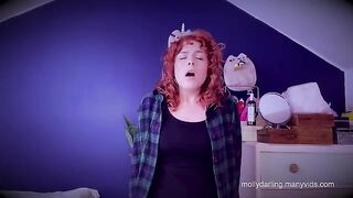 Molly Darling – Mommy Alien Impregnation.